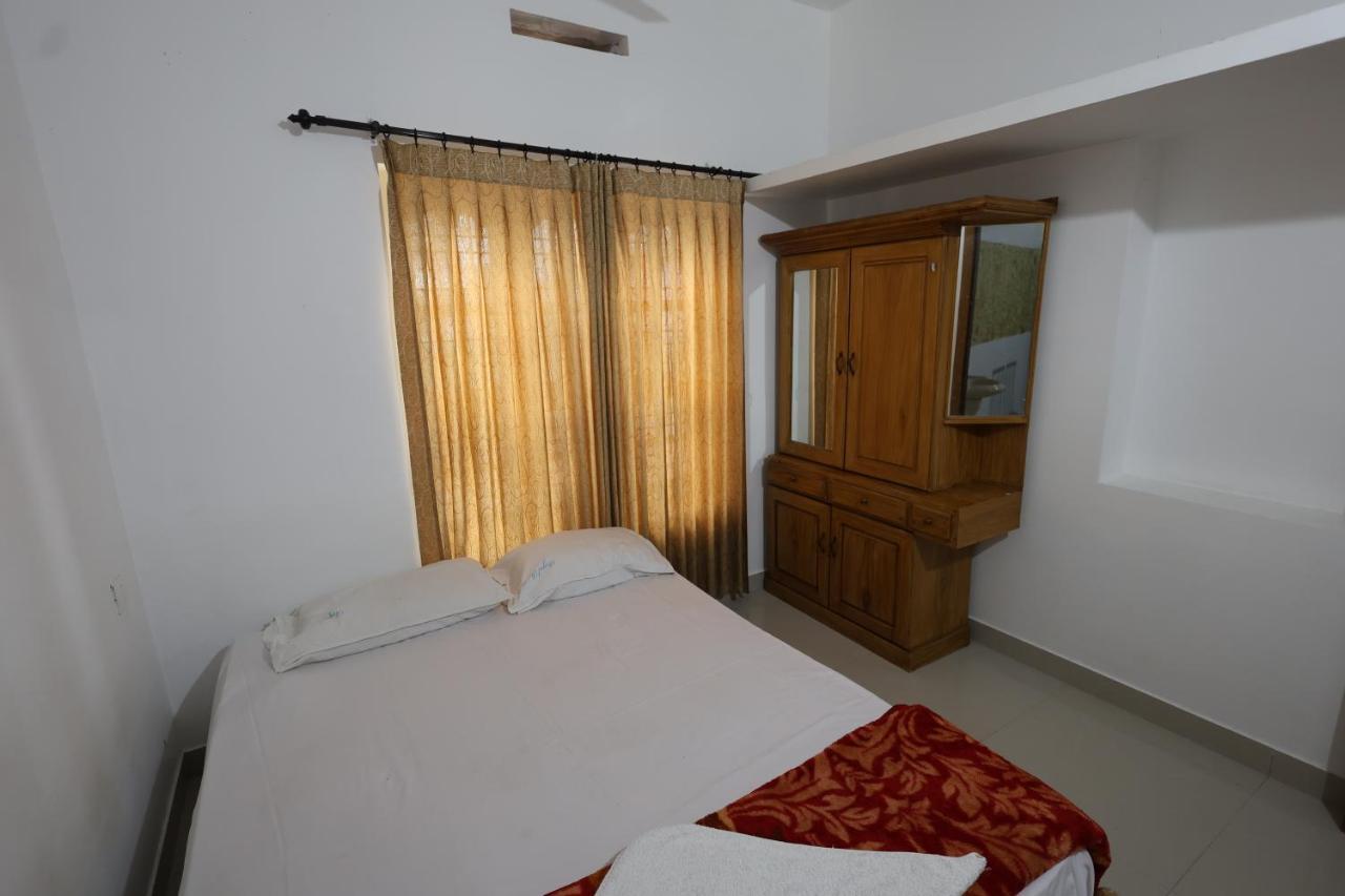 Wayanad Regal Residency Hotel Kalpetta Kültér fotó