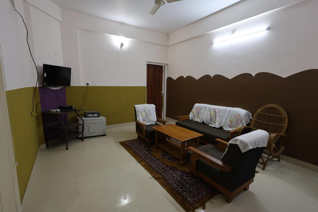 Wayanad Regal Residency Hotel Kalpetta Kültér fotó