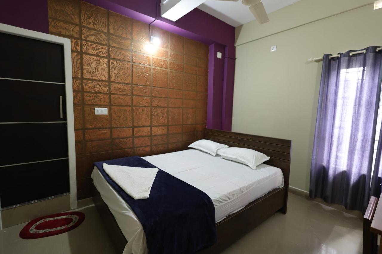 Wayanad Regal Residency Hotel Kalpetta Kültér fotó