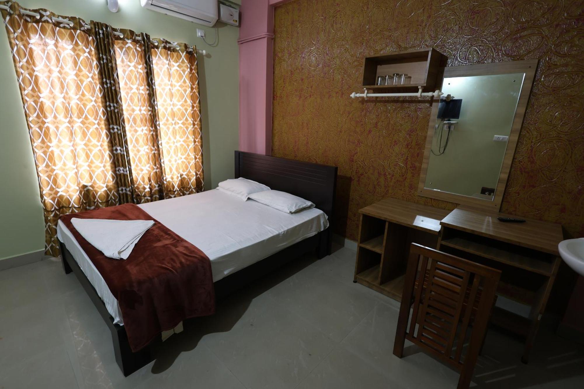 Wayanad Regal Residency Hotel Kalpetta Kültér fotó