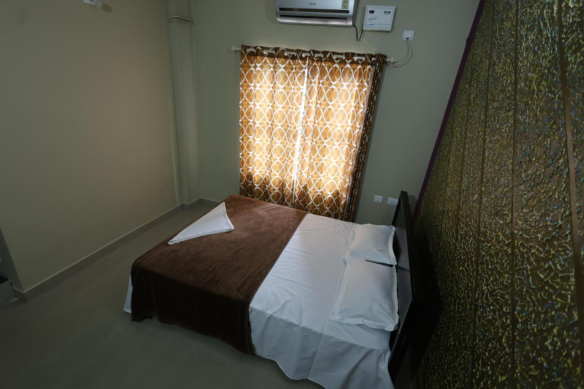 Wayanad Regal Residency Hotel Kalpetta Kültér fotó